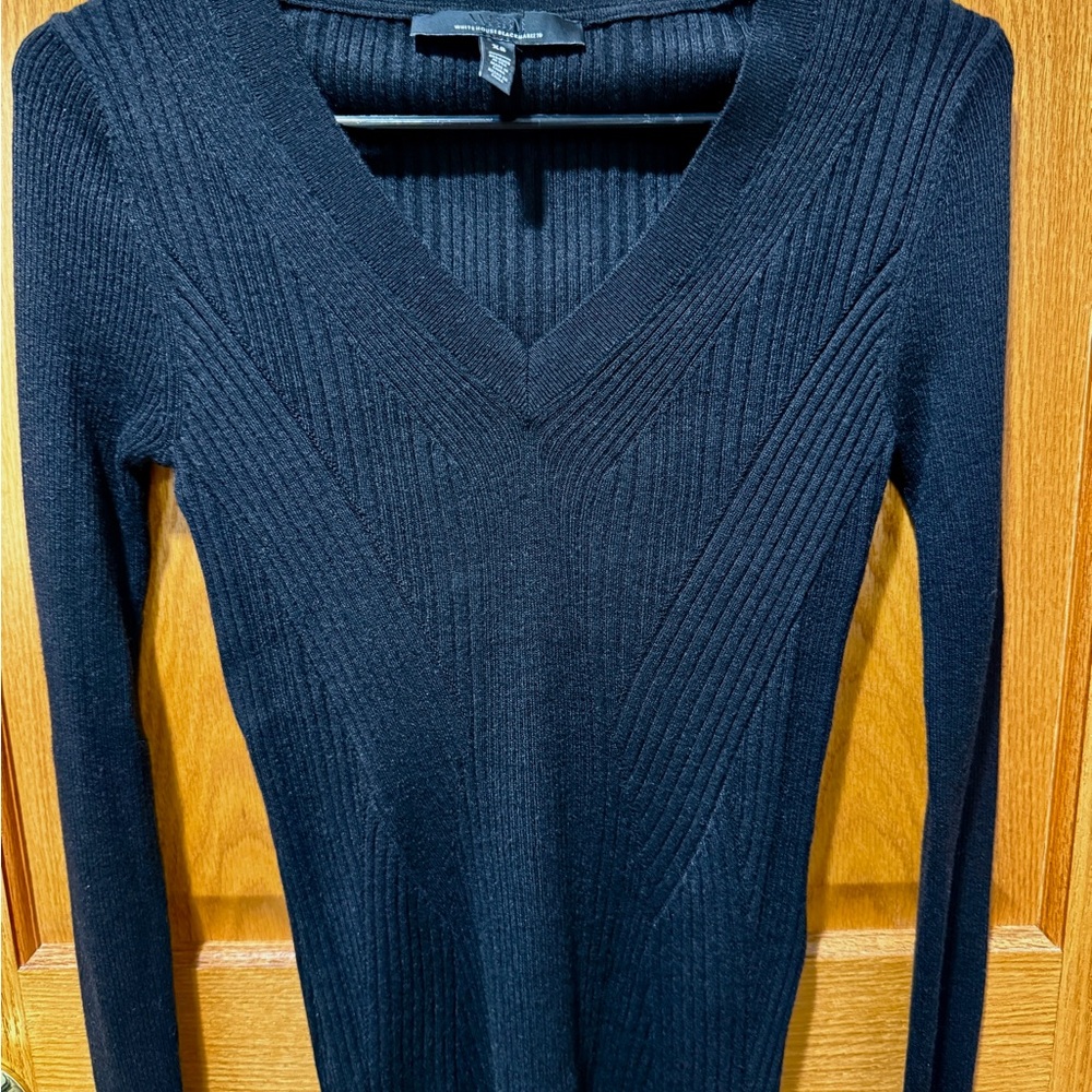 WHBM V-Neck Ribbed Sweater NWOT